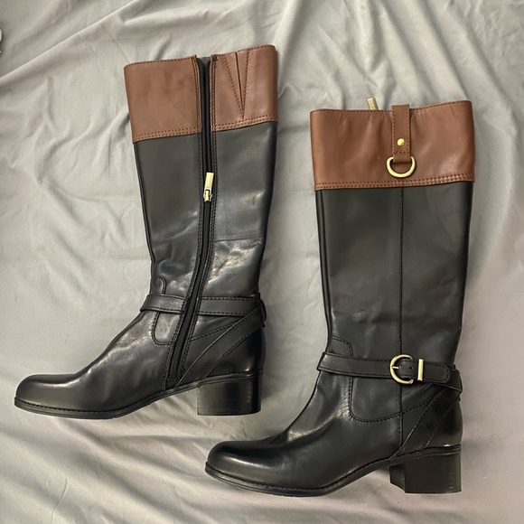 Bandolino Women’s Leather Boots - Picture 2 of 5